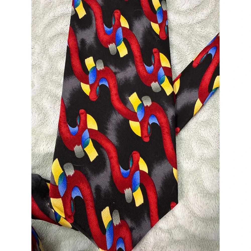 Made in USA 100% Silk Abstract Art Tie | Bold Red Black Tie Gilda's Club 90/2000